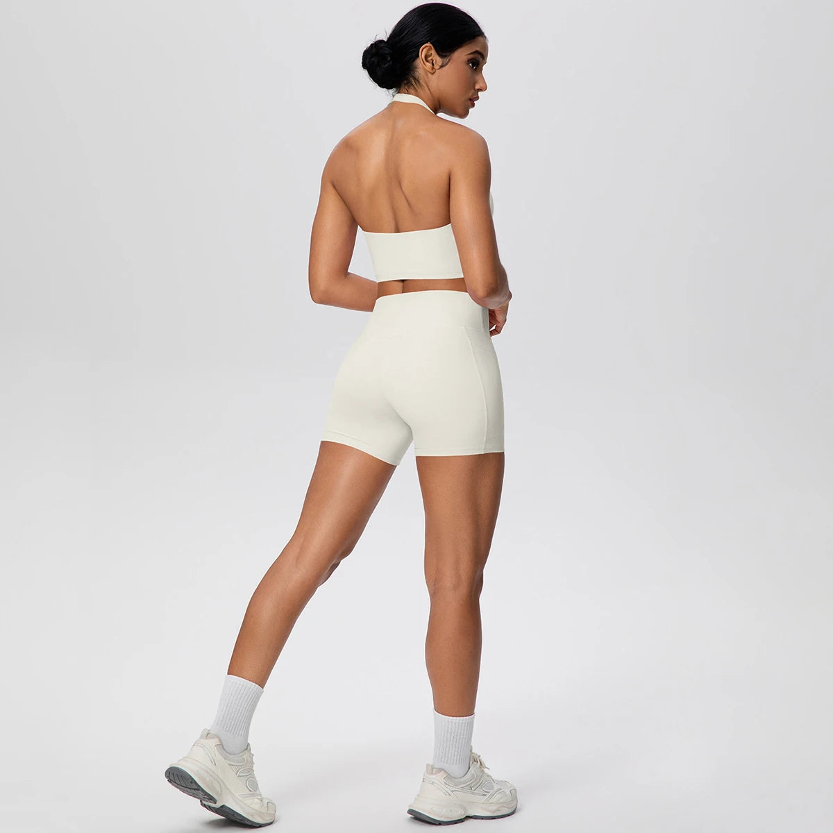 Women Yoga Set Quick-Dry Hip Push Up Fitness Running Shorts With Pockets Solid Color Sexy Backles Gather Halter Bra Gym Yoga Set